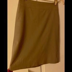 Banana Republic gray size 8 skirt